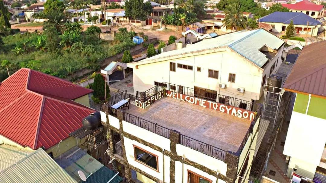 Gya-Son Royal Guest House Kumasi Ngoại thất bức ảnh