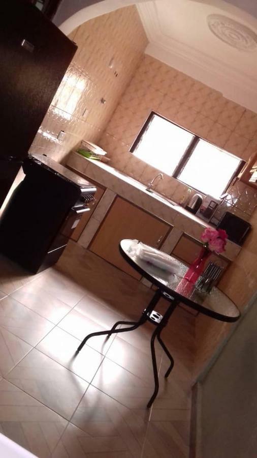 Gya-Son Royal Guest House Kumasi Ngoại thất bức ảnh